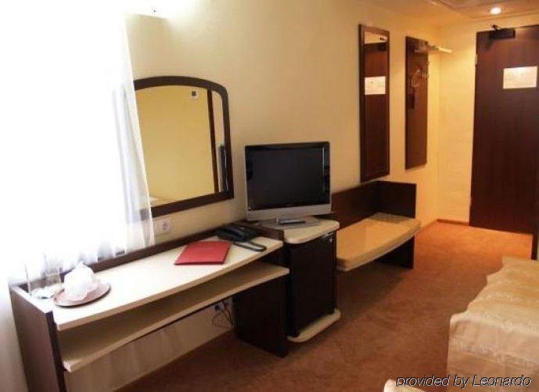 Hotel Rapsodia City Center Botoşani 部屋 写真